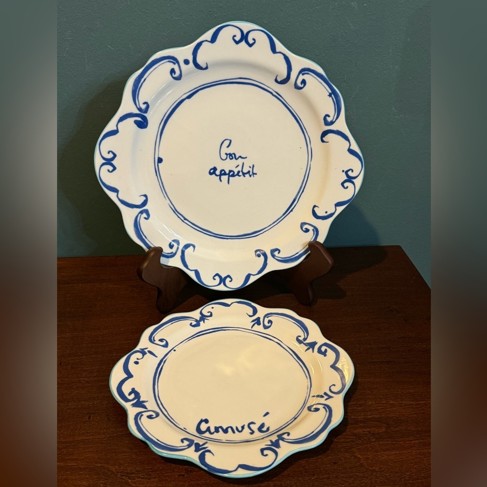 ANTHROPOLOGIE Phrase Hilde Bonjour Bon Appetit Dinner and Salad Plate Combo Rare